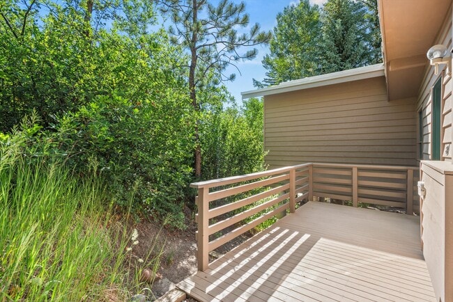 Building Photo - 15 Terrace Dr