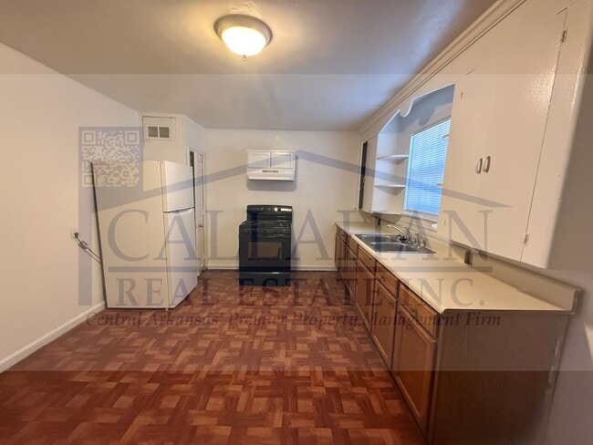 Building Photo - Capitol Hill 2 Bedroom