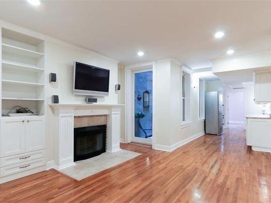 Building Photo - 473 Jersey Ave