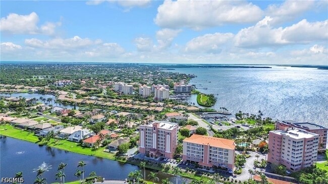 Building Photo - 14819 Laguna Dr