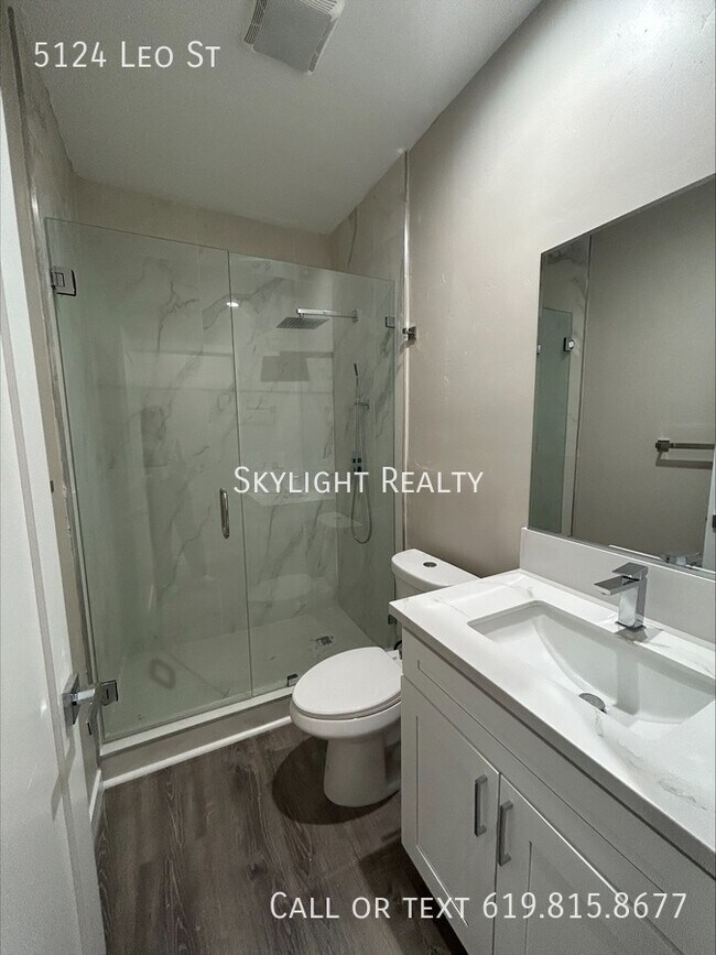 Building Photo - 5124 Leo St