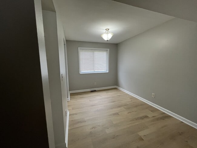 Building Photo - 1559 Meredith Dr