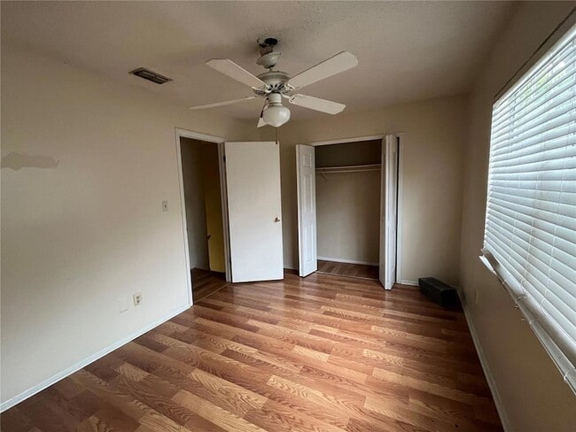 Building Photo - 4835 Lighthouse Cir