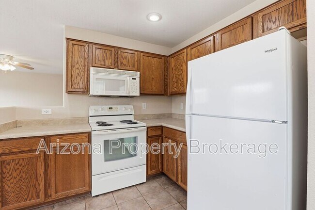 Building Photo - 435 W Corriente Ct