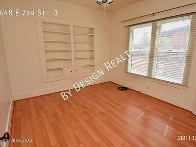 Building Photo - 1648 E 7th St