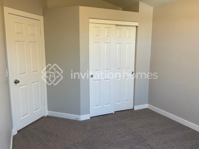 Building Photo - 4527 Monitor Way