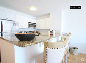 Building Photo - 3 bedroom in nyc NY 10011