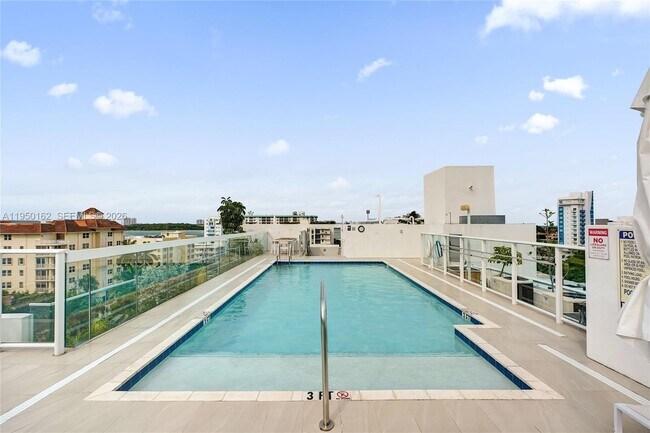 Building Photo - 1170 101st St