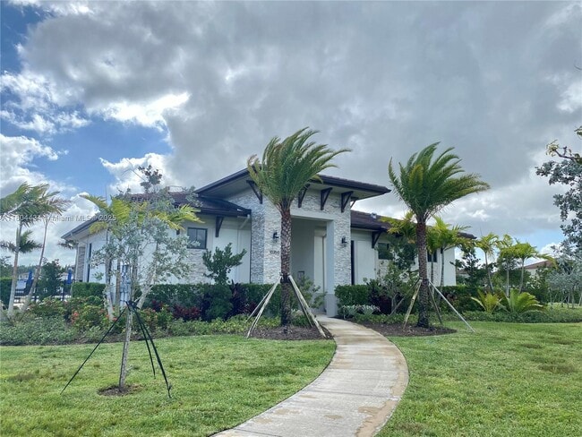 Building Photo - 10265 SW 231st Ln