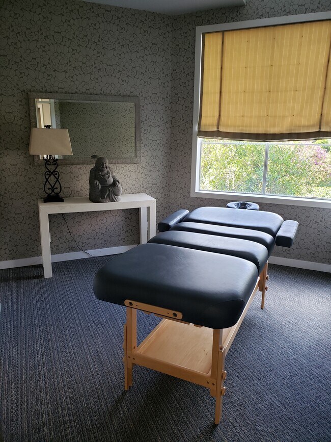 Building Photo - 6400 Christie Ave