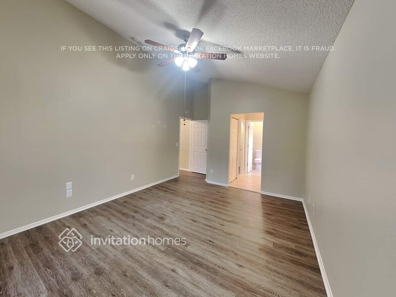 Building Photo - 176 Edgewater Cir