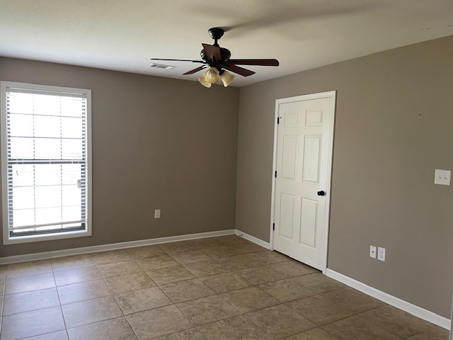 Building Photo - 109 W England Ave