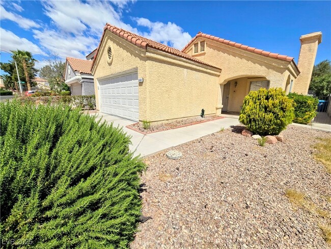 Building Photo - 9104 Quiet Cove Way
