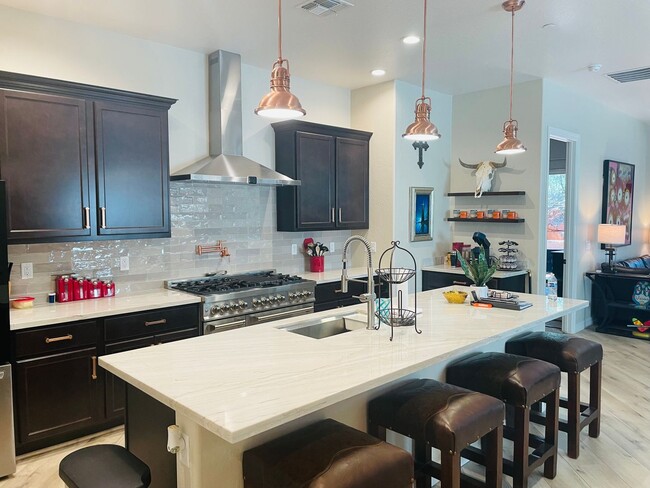 Building Photo - 3835 Portofino Wy