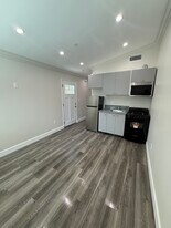 Building Photo - 14352 Tiara St