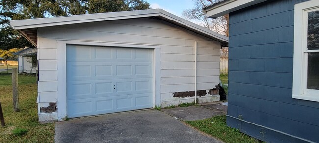 Building Photo - 3 bedroom in Breaux Bridge