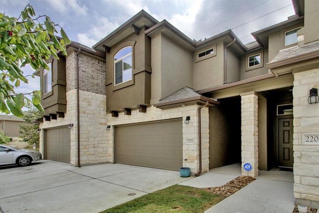 Primary Photo - 2880 Donnell Dr