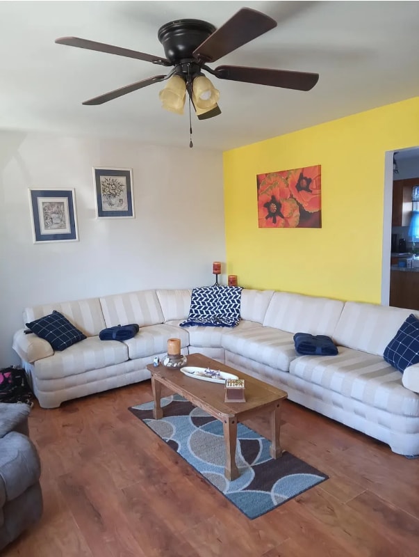 Building Photo - 6 Marion Dr