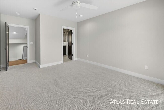 Building Photo - 830 Cherry St