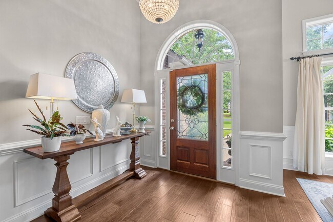 Building Photo - Richmond Hill's North Buckhead - Chastain ...