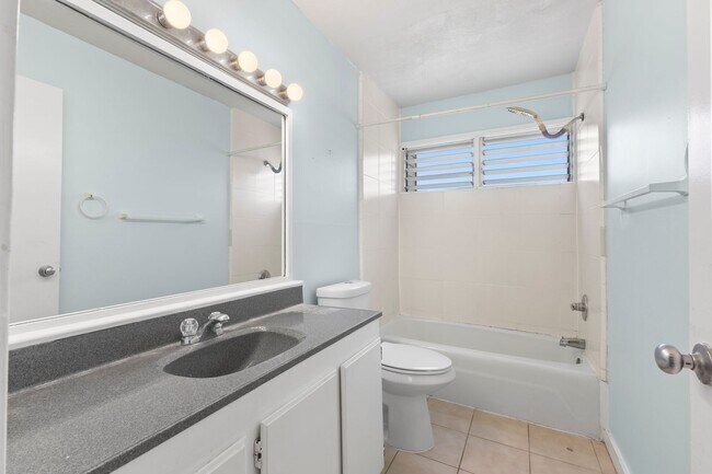 Building Photo - Pet Friendly Kaneohe House with Breathtaki...