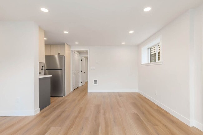 Building Photo - 6721 24th Ave NW