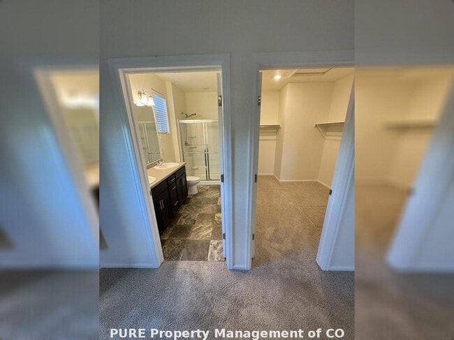 Building Photo - Charming home near DIA!