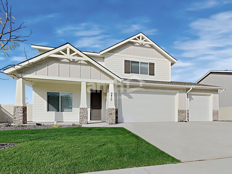 Primary Photo - 9420 W Hiden Stream St