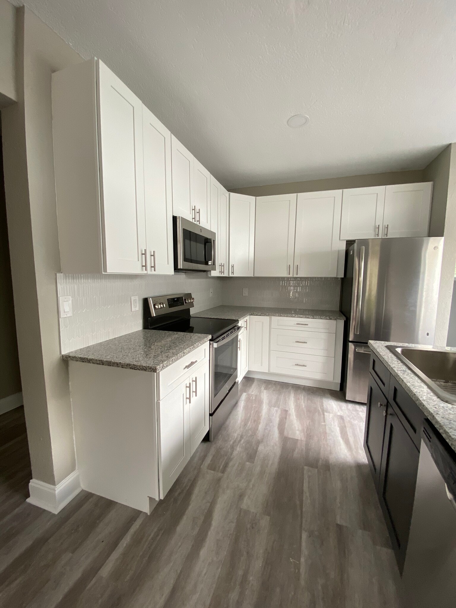 Kitchen - 1611 E 18th Ave