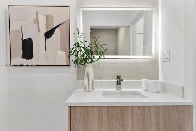 Building Photo - 8246 NE 2nd Ct