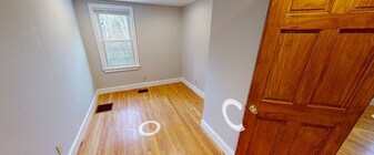 Building Photo - 428 Franklin St