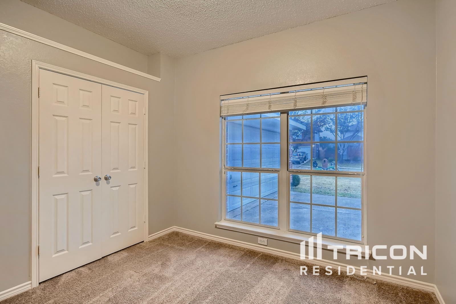 Building Photo - 2021 Cantura Dr