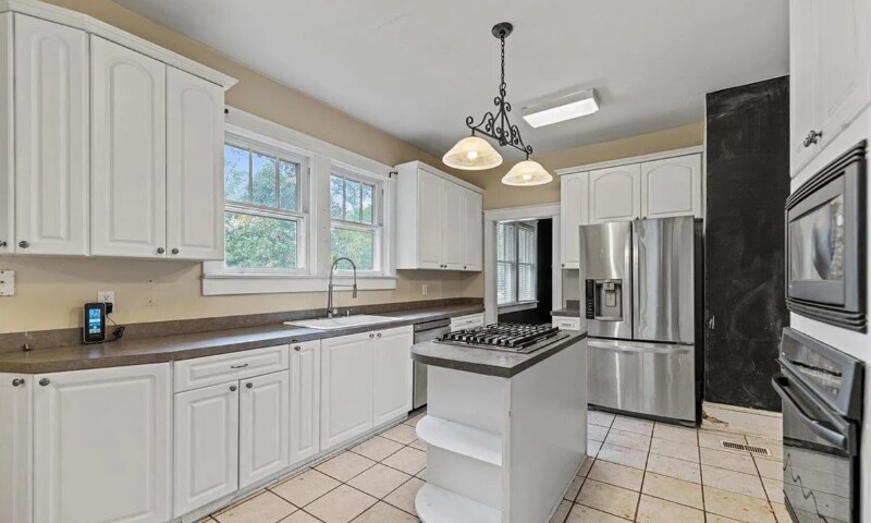 Building Photo - 401 S Franklin Dr