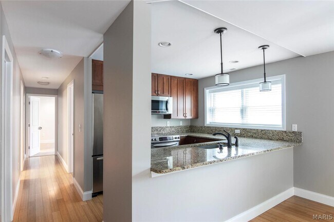Building Photo - 610 Huntbridge Forest Dr