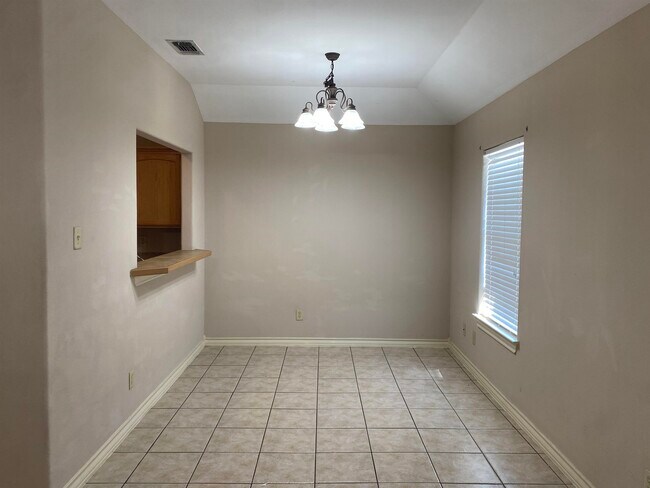 Building Photo - 9804 Cantera Ct