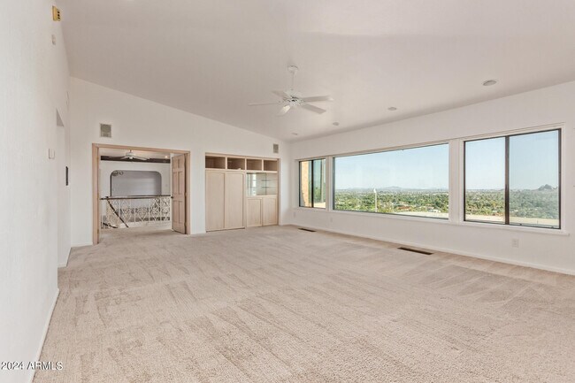 Building Photo - 5601 E Wonderview Rd