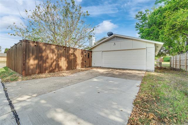 Building Photo - 2135 Wheaton Dr