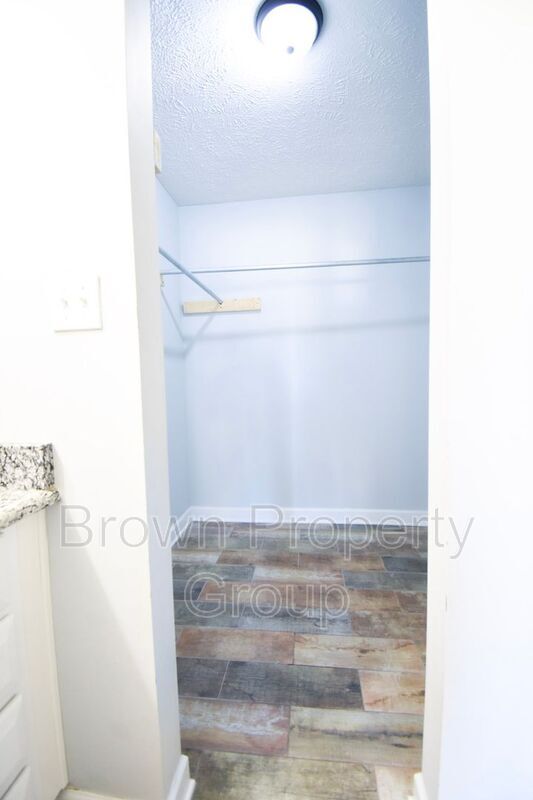 Building Photo - 2209 Rustic Trail