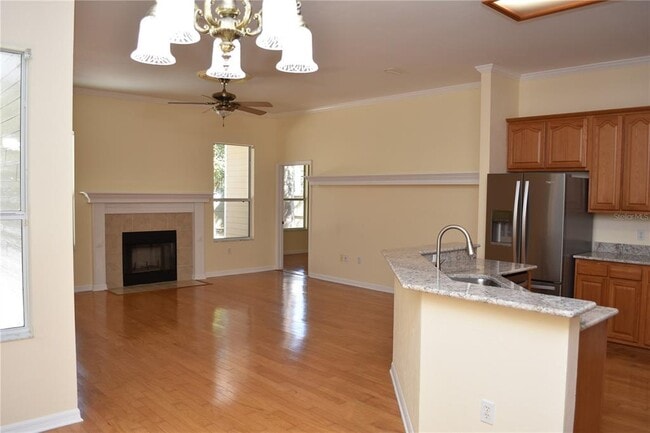 Building Photo - 2406 SW 98 Dr