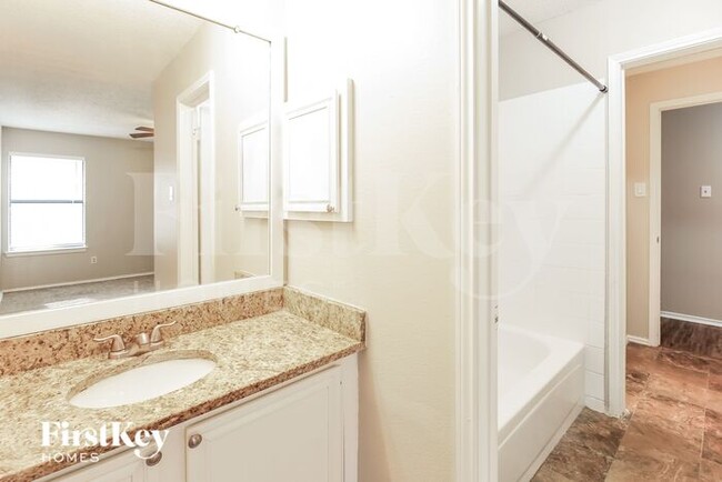 Building Photo - 4417 Cordova Ln