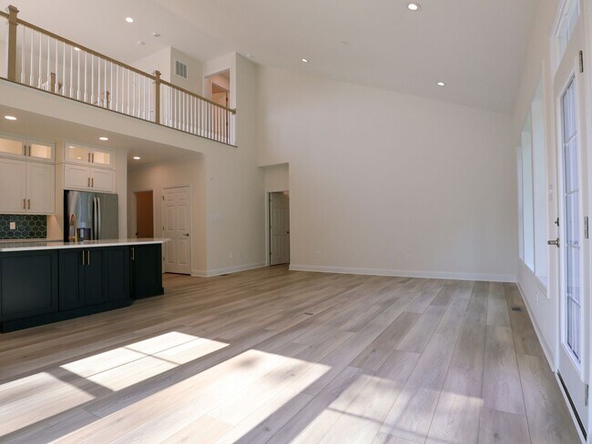 Building Photo - Luxury New Build in RounTrey – 4 Bed, 3 Ba...
