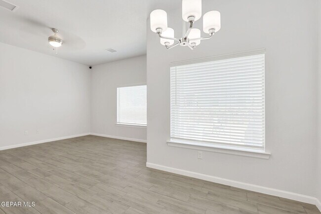 Building Photo - 1122 Gallium Ave