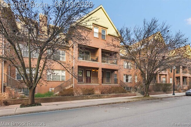 Building Photo - 160 Tiffany Ln Pvt