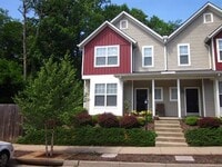 Building Photo - 2435 N Berkshire Rd