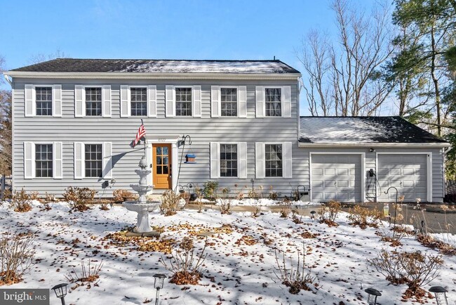 Primary Photo - 10622 Runaway Ln