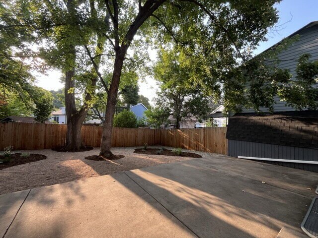 Building Photo - "Charming 3-Bed Home with Finished Basemen...