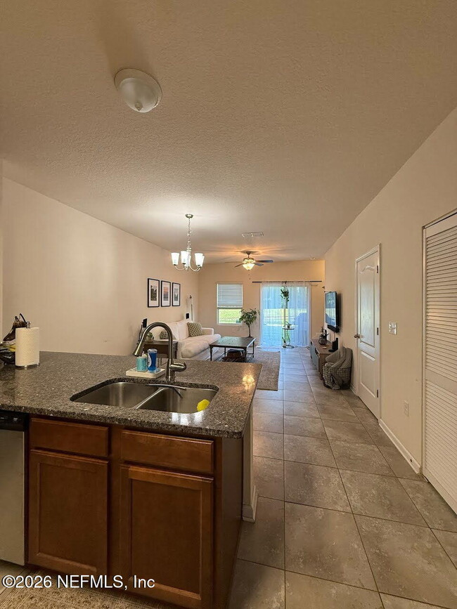 Building Photo - 705 Servia Dr