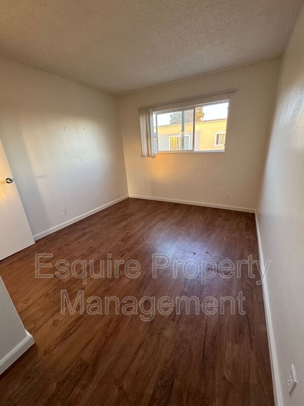 Building Photo - 730 W Channel Islands Blvd