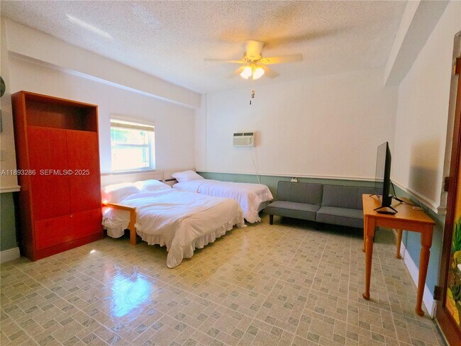 Building Photo - 23 Harbor Dr