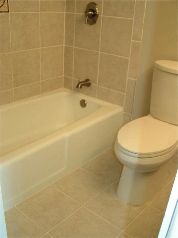 Building Photo - 6627 Valleyside Rd